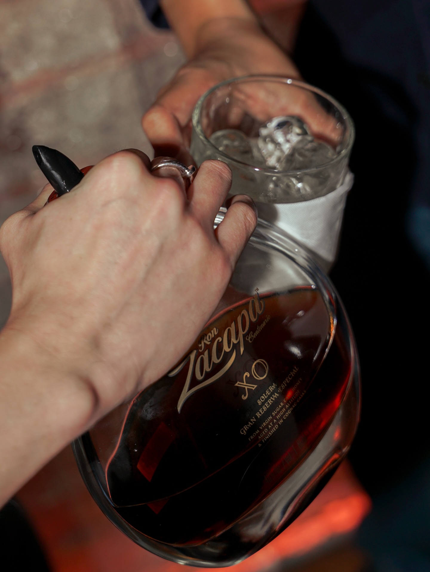 มีน - พีรวิชญ์ อรรถชิตสถาพร