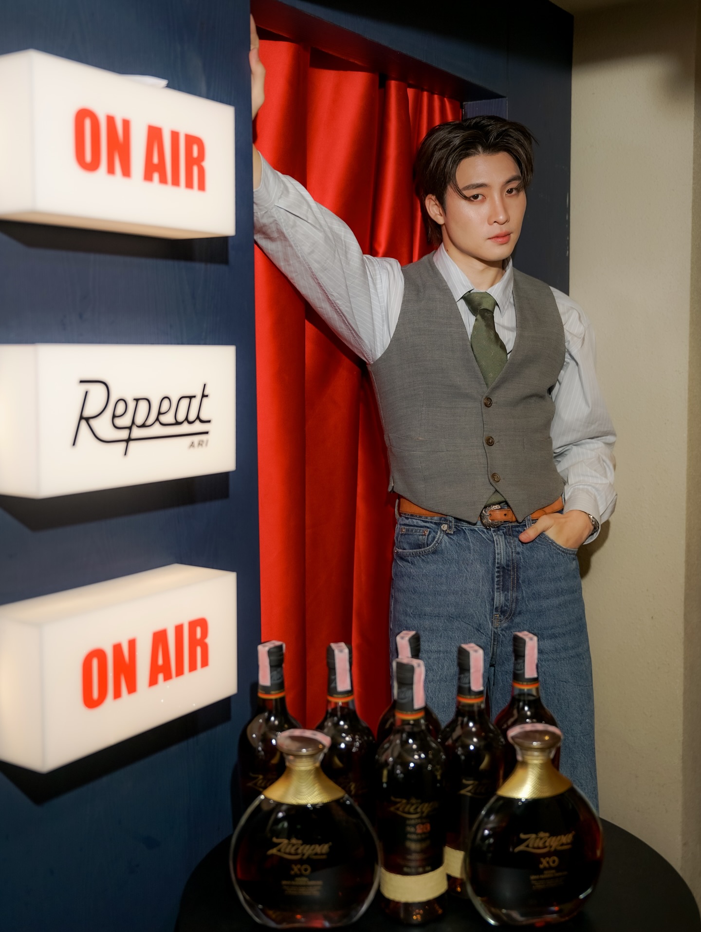 มีน - พีรวิชญ์ อรรถชิตสถาพร