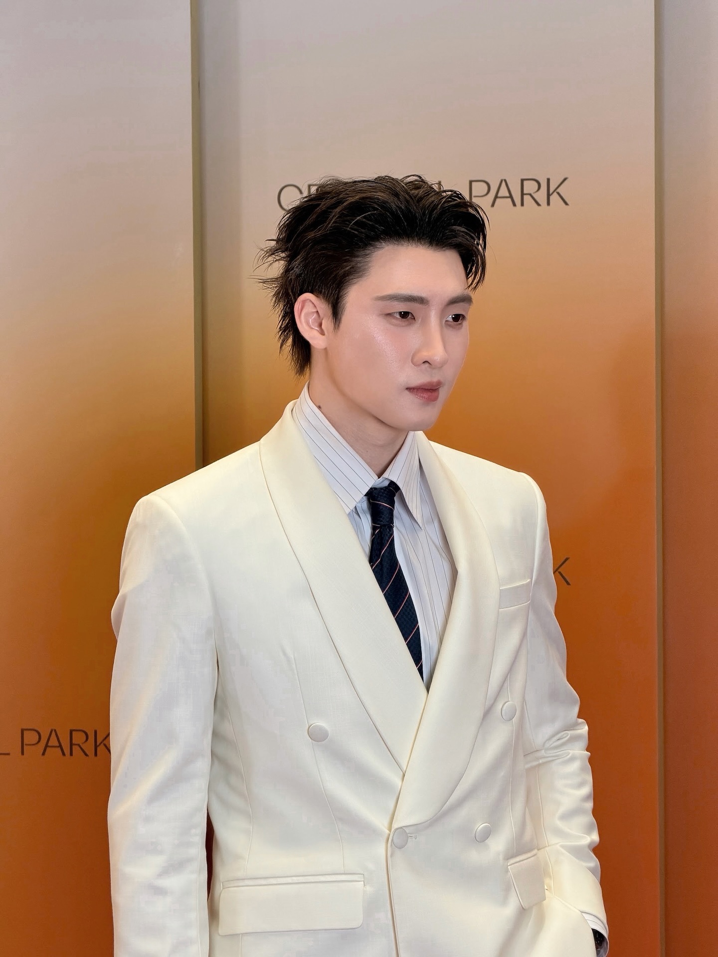 มีน - พีรวิชญ์ อรรถชิตสถาพร