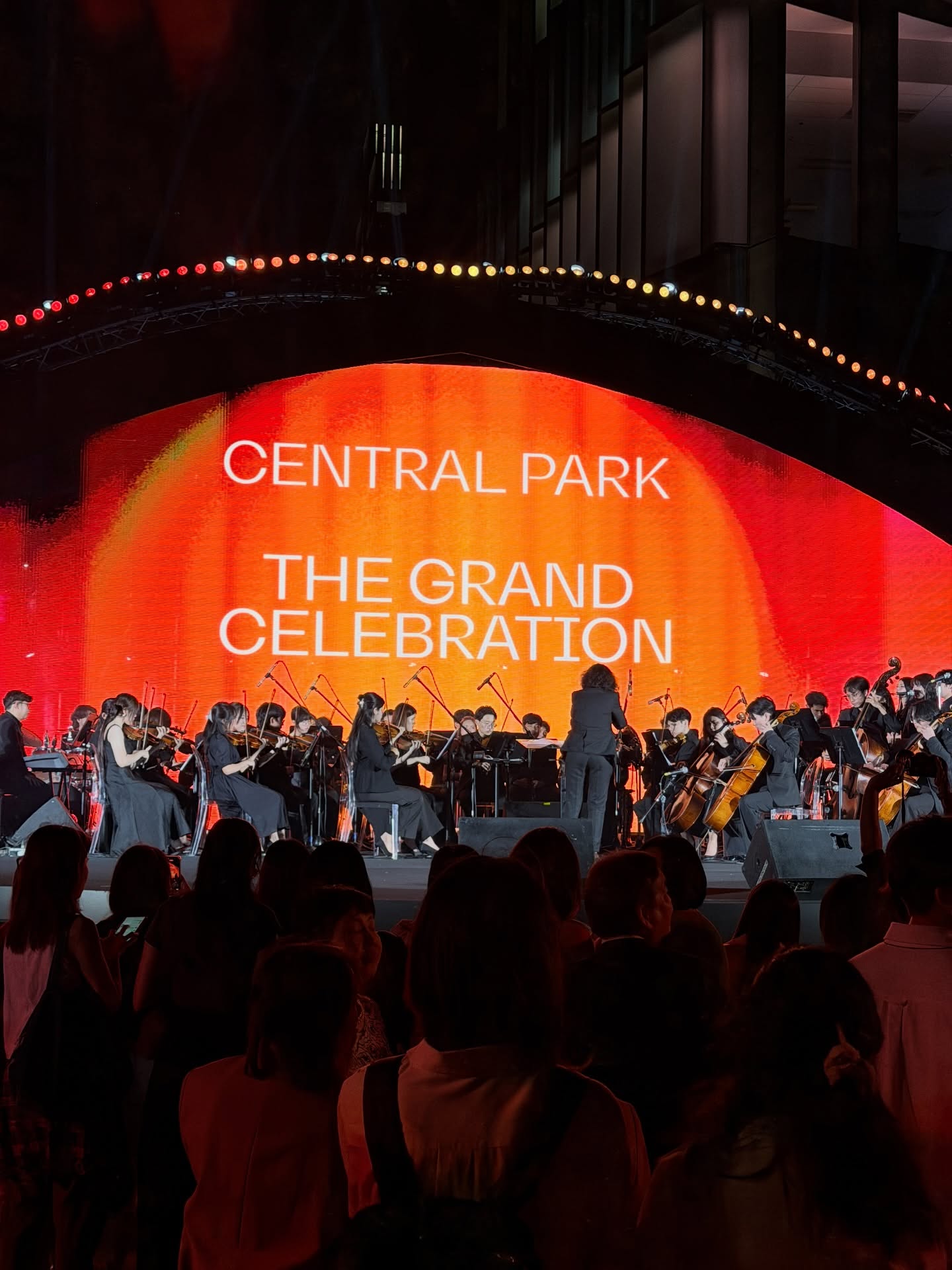 มีน - พีรวิชญ์ อรรถชิตสถาพร