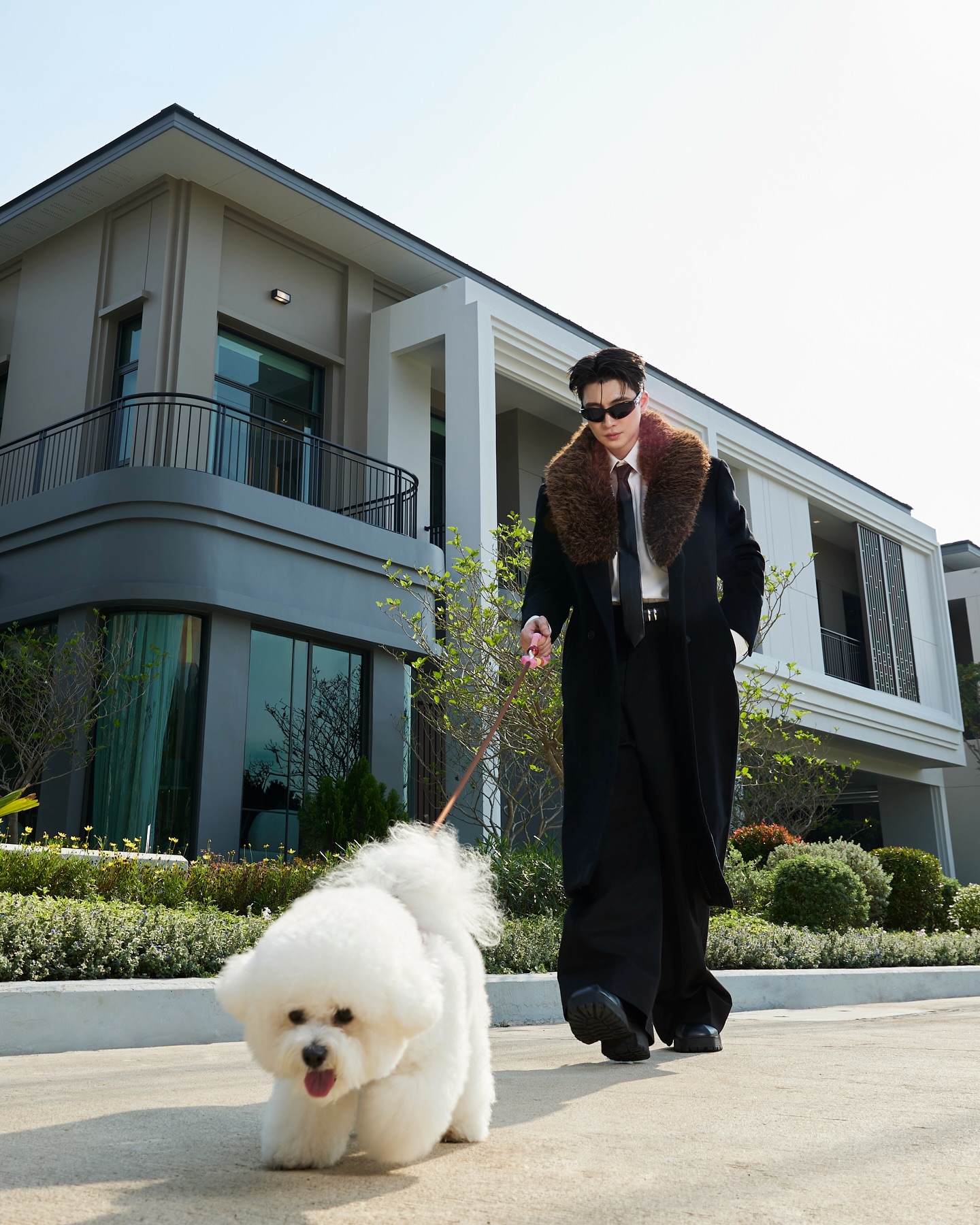 มีน - พีรวิชญ์ อรรถชิตสถาพร