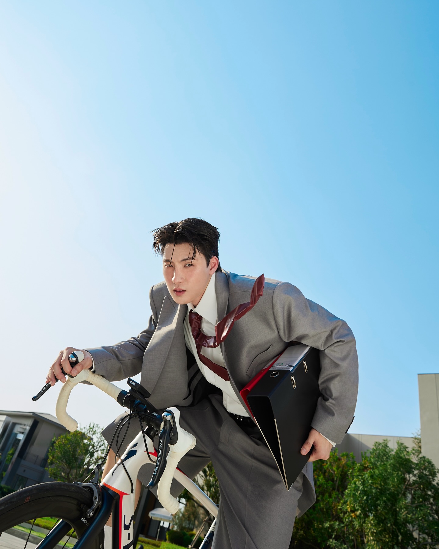 มีน - พีรวิชญ์ อรรถชิตสถาพร