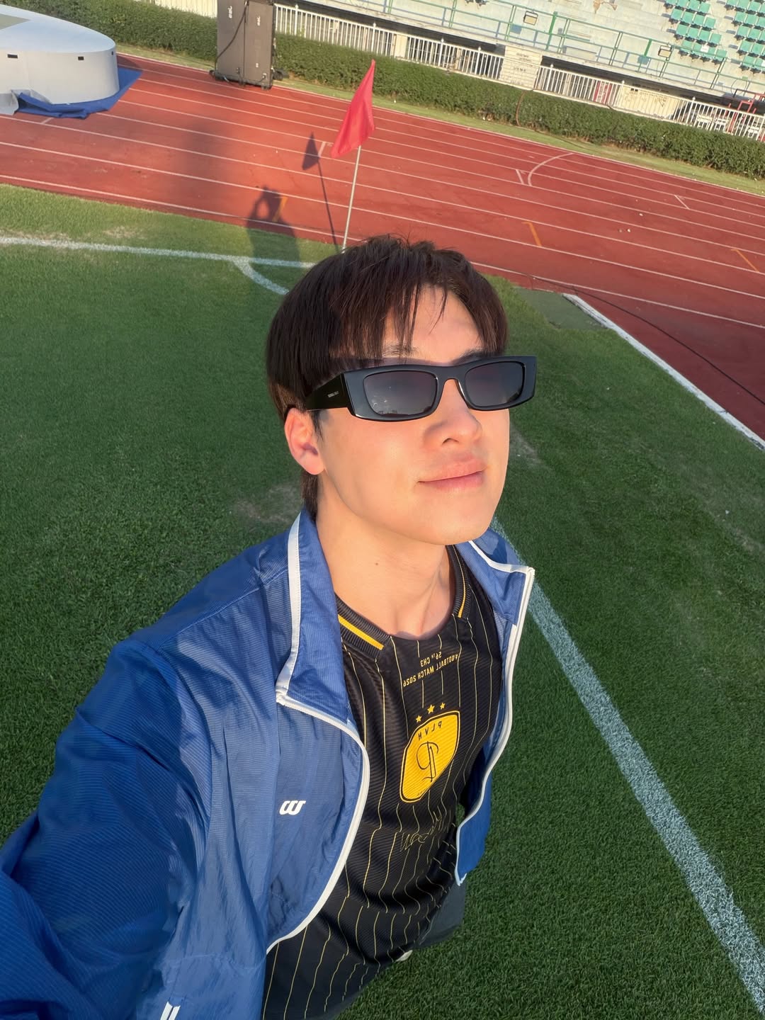 มีน - พีรวิชญ์ อรรถชิตสถาพร