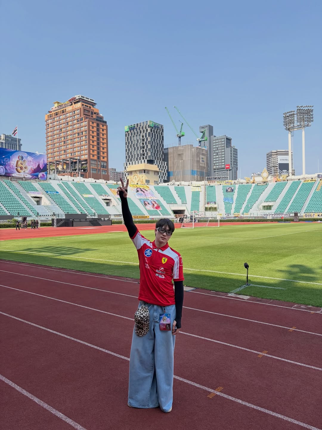 มีน - พีรวิชญ์ อรรถชิตสถาพร