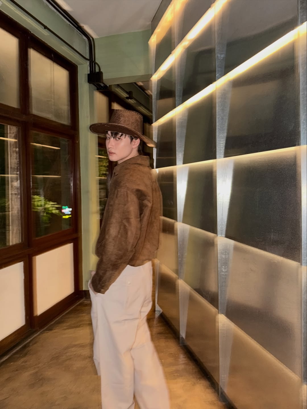 มีน - พีรวิชญ์ อรรถชิตสถาพร