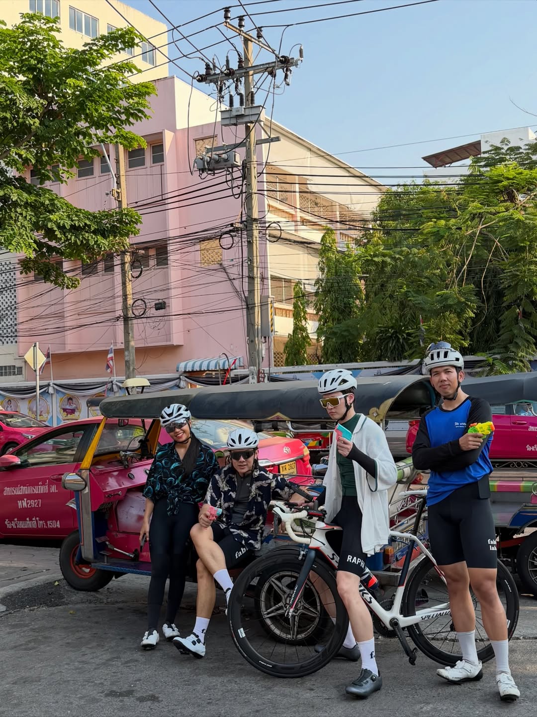 มีน - พีรวิชญ์ อรรถชิตสถาพร