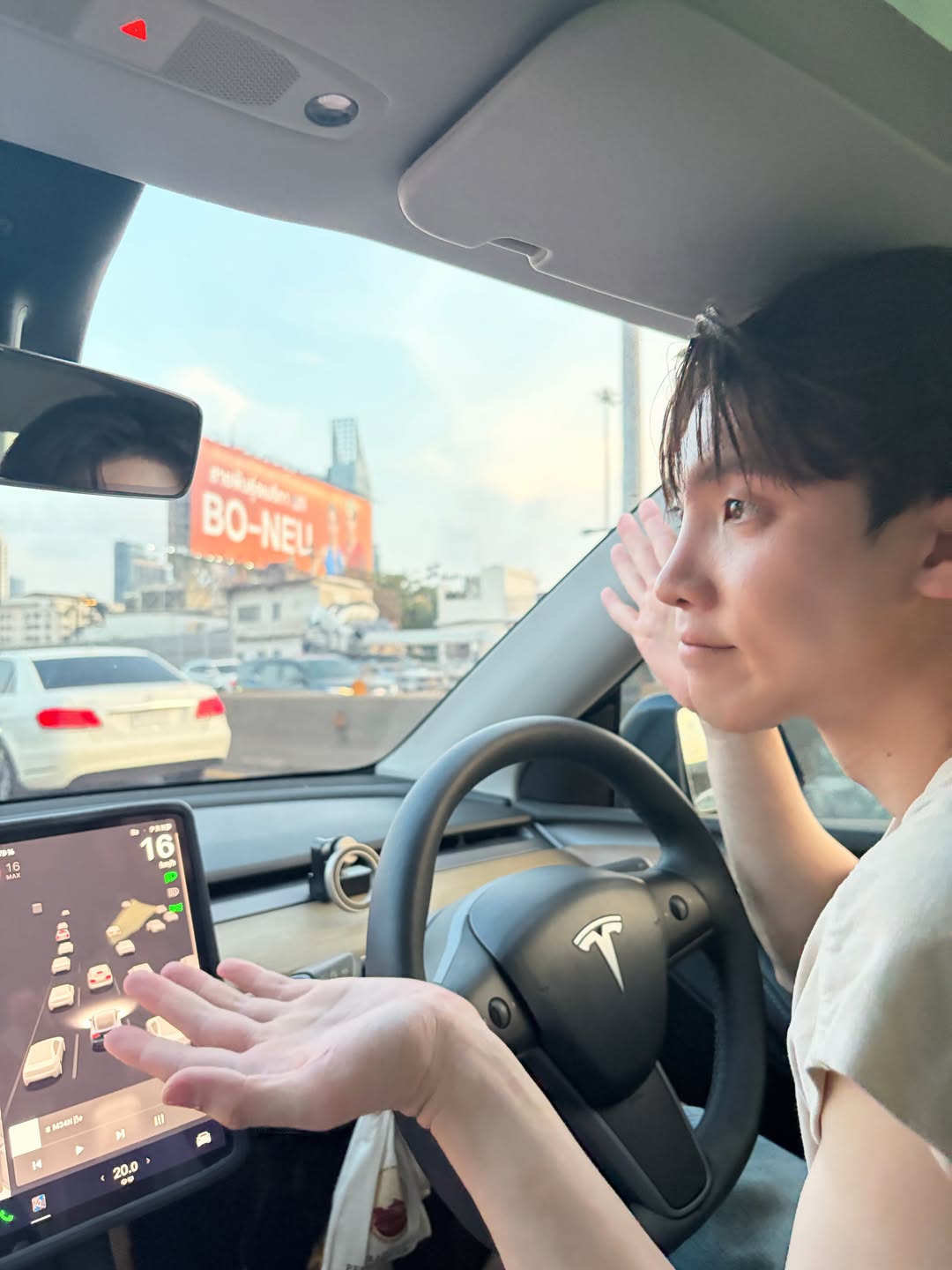 มีน - พีรวิชญ์ อรรถชิตสถาพร