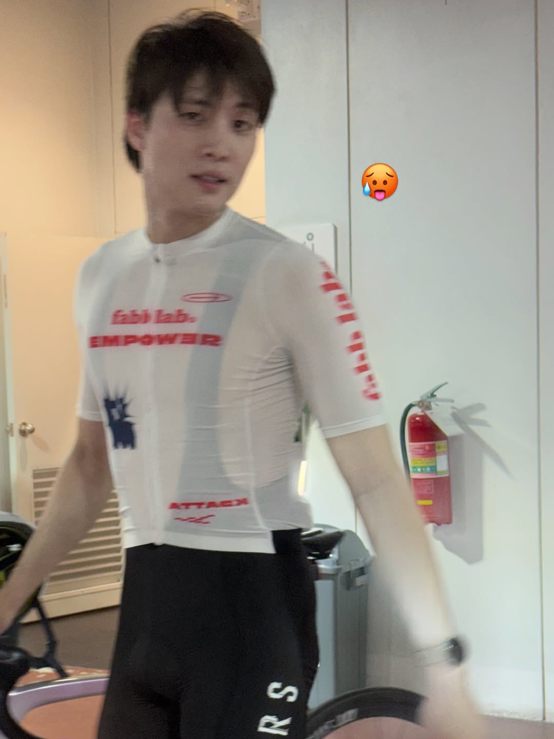 มีน - พีรวิชญ์ อรรถชิตสถาพร
