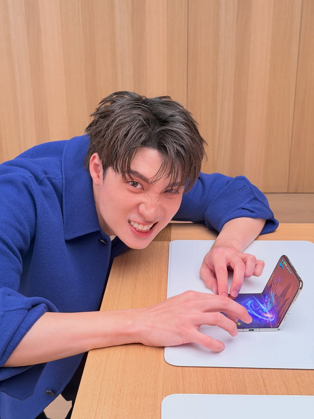 มีน - พีรวิชญ์ อรรถชิตสถาพร