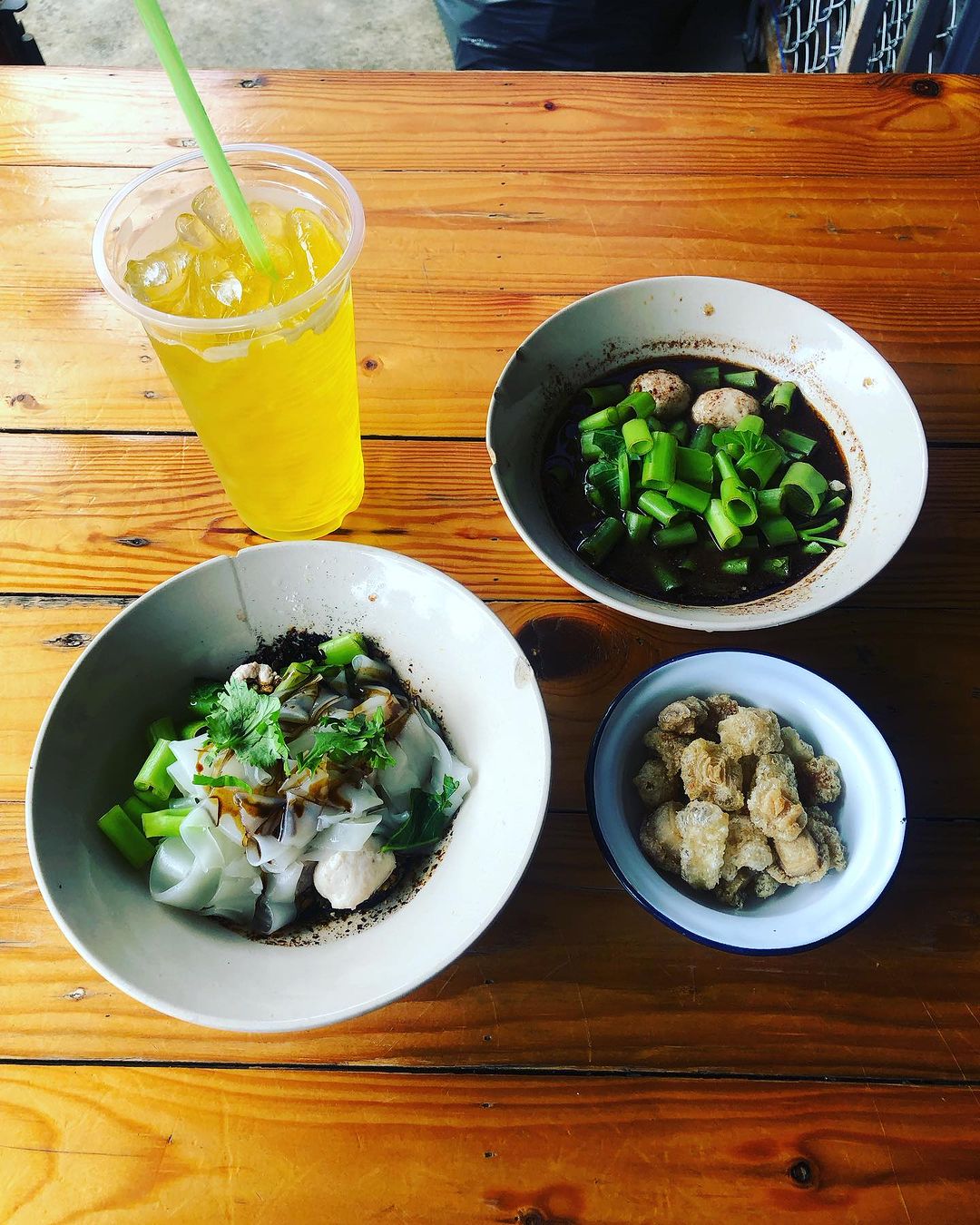 พล่ากุ้ง - วรชาติ ธรรมวิจินต์