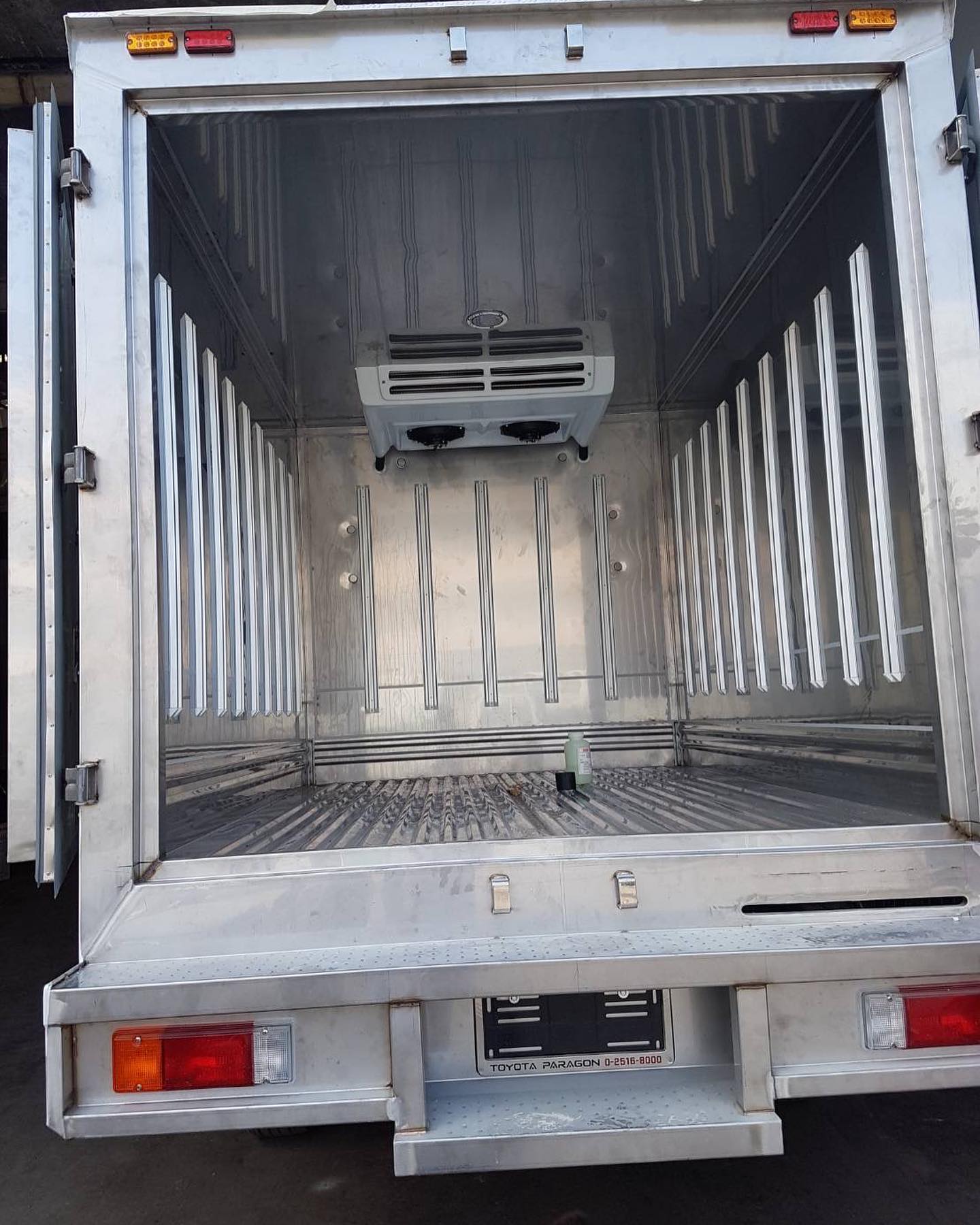 พล่ากุ้ง - วรชาติ ธรรมวิจินต์