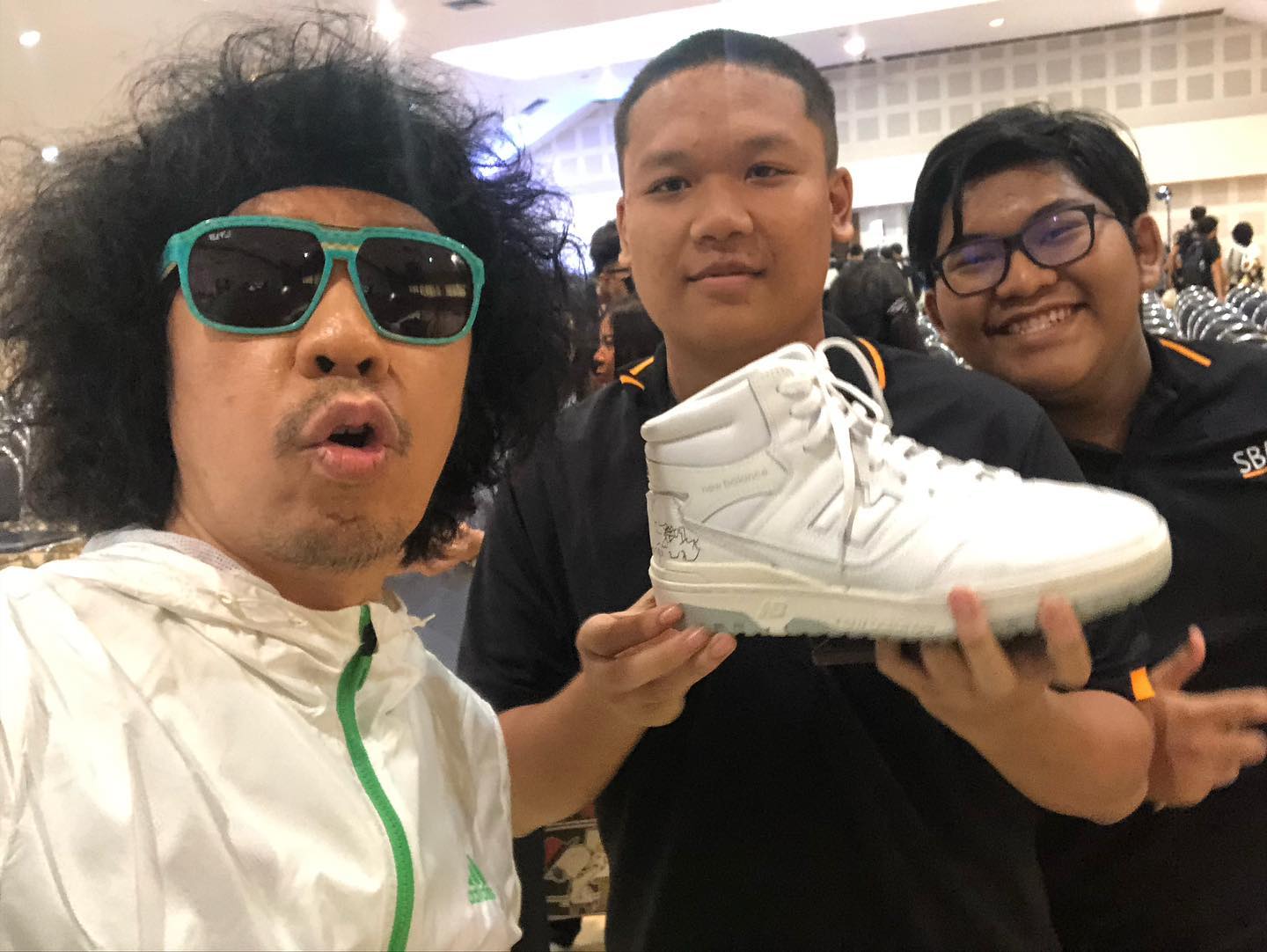 พล่ากุ้ง - วรชาติ ธรรมวิจินต์