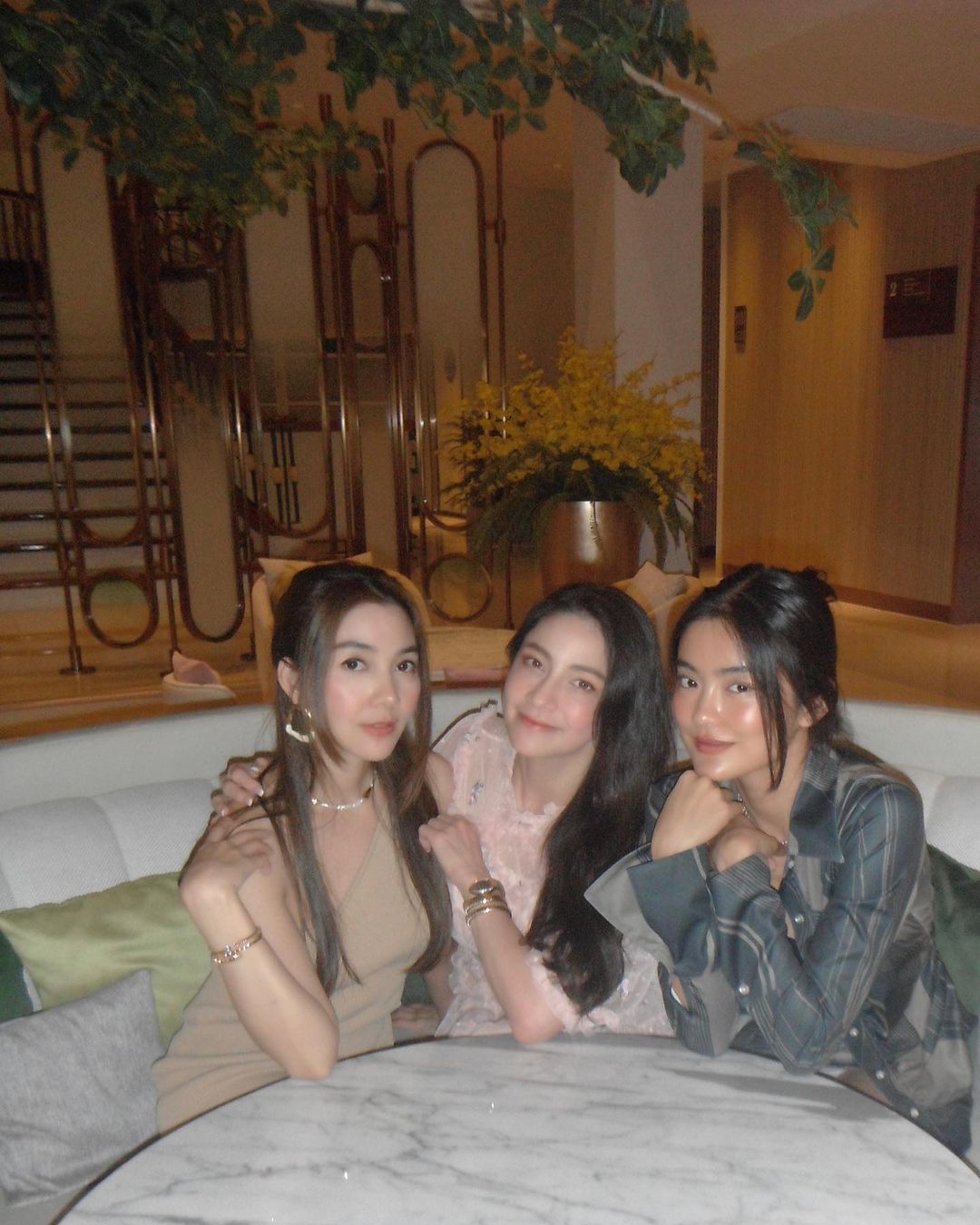 โยเกิร์ต - ณัฐฐชาช์ บุญประชม