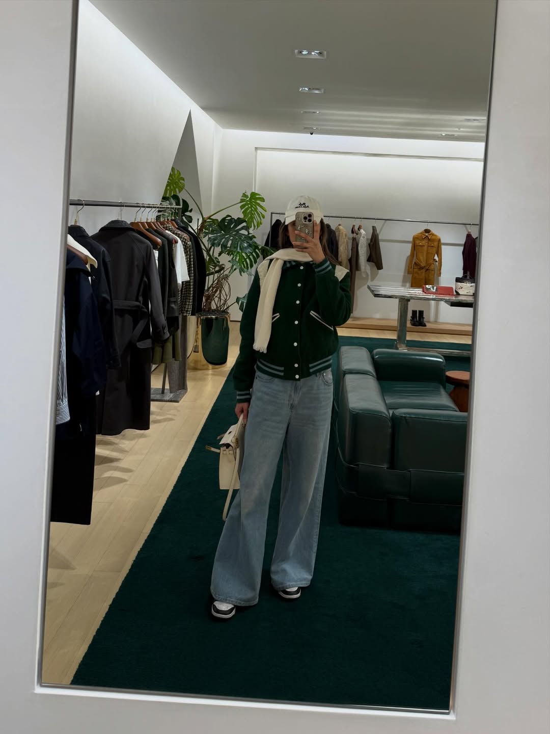 โยเกิร์ต - ณัฐฐชาช์ บุญประชม