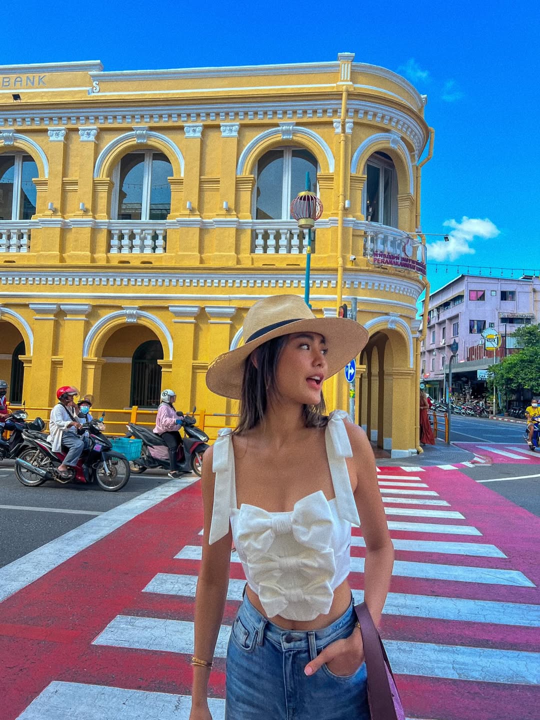 โยเกิร์ต - ณัฐฐชาช์ บุญประชม