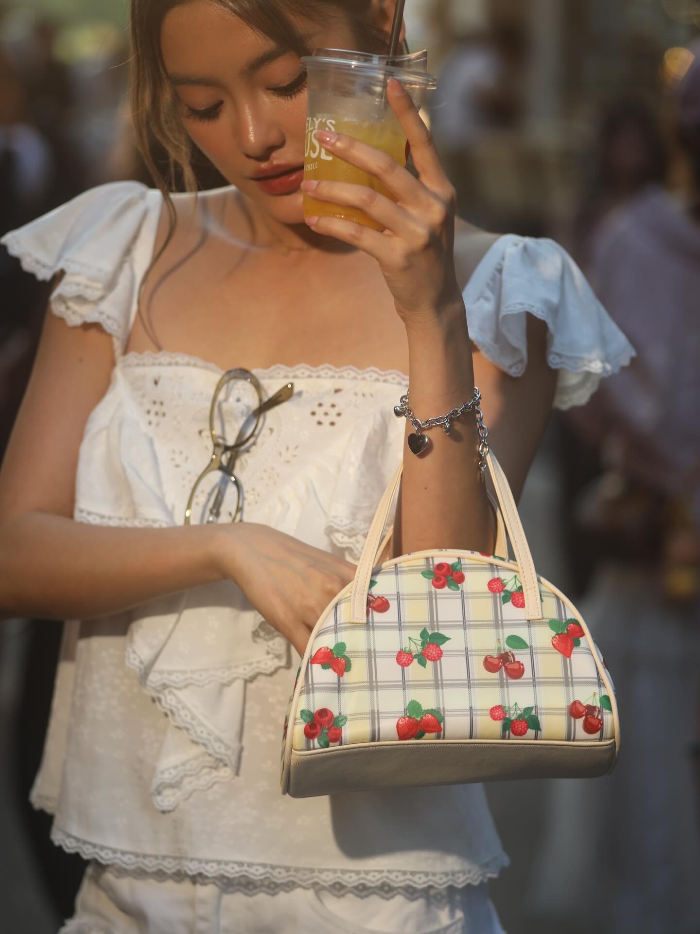 โยเกิร์ต - ณัฐฐชาช์ บุญประชม