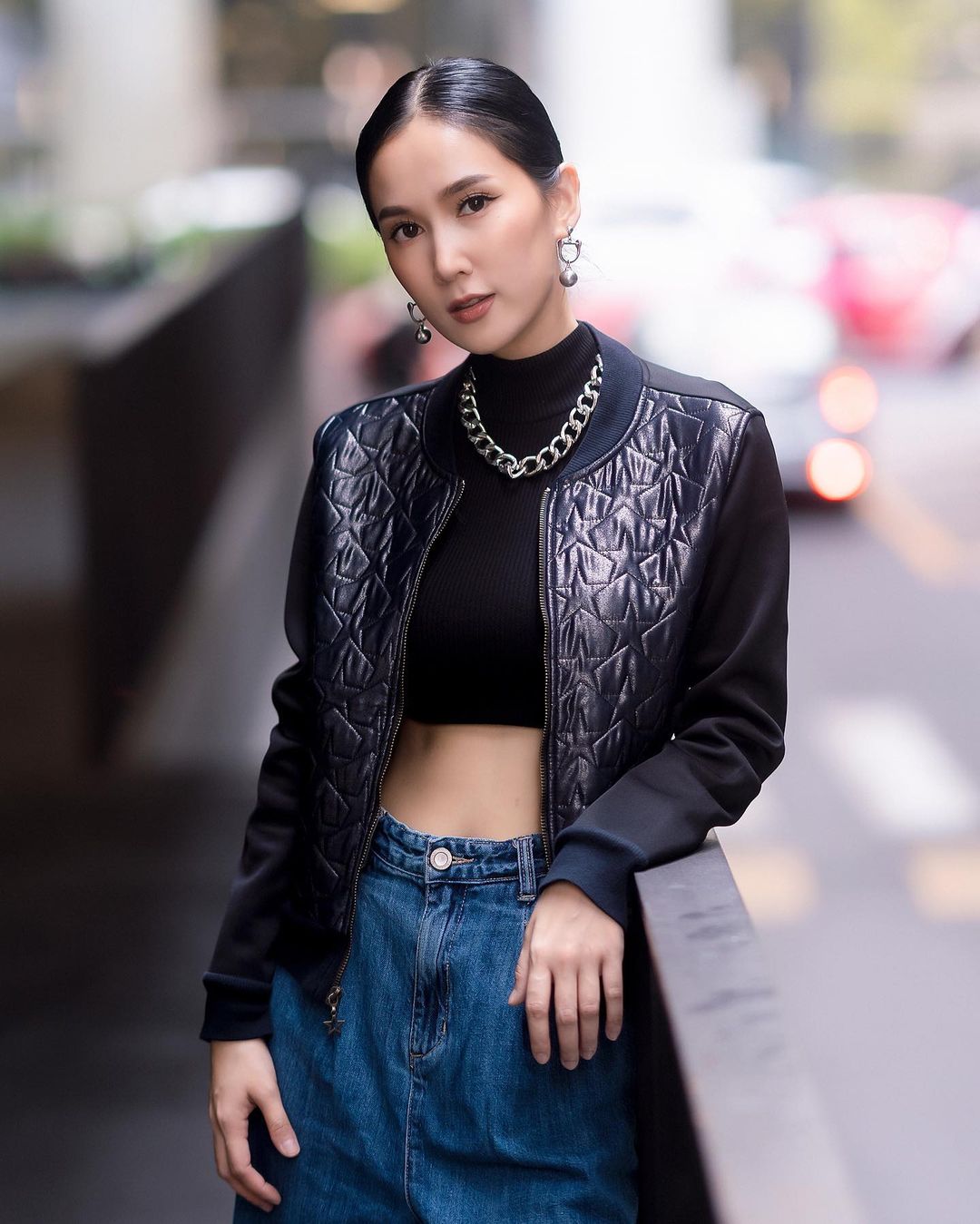 เนสท์ - นิศาชล สิ่วไธสง