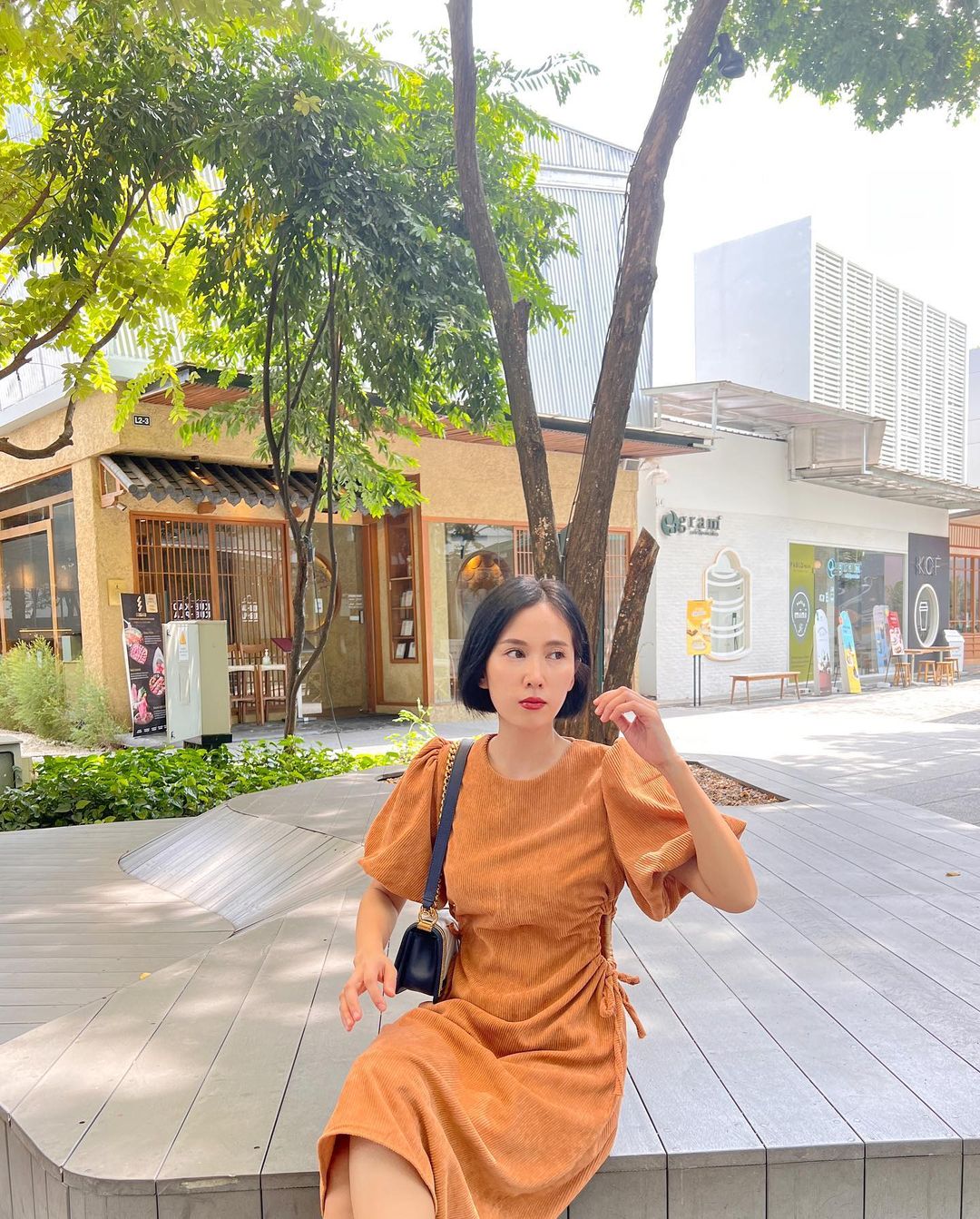 เนสท์ - นิศาชล สิ่วไธสง