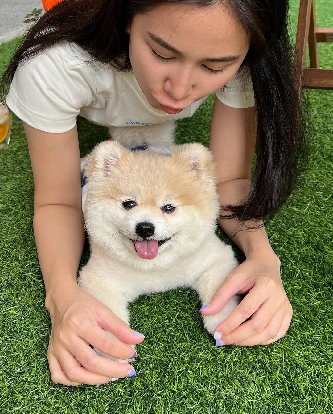 เนสท์ - นิศาชล สิ่วไธสง