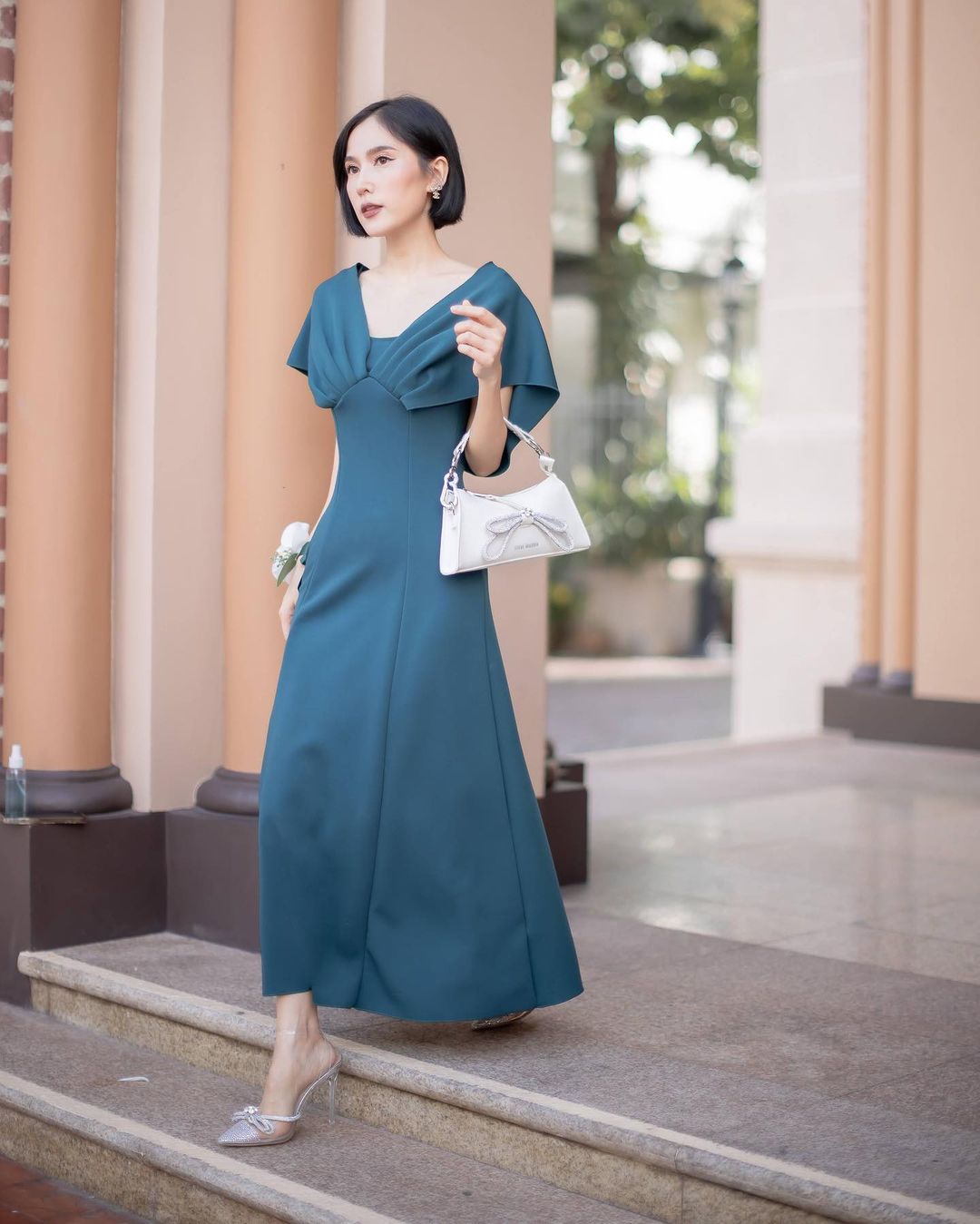 เนสท์ - นิศาชล สิ่วไธสง