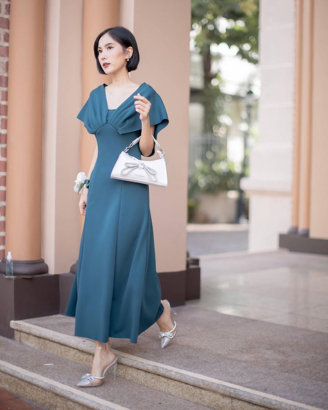 เนสท์ - นิศาชล สิ่วไธสง