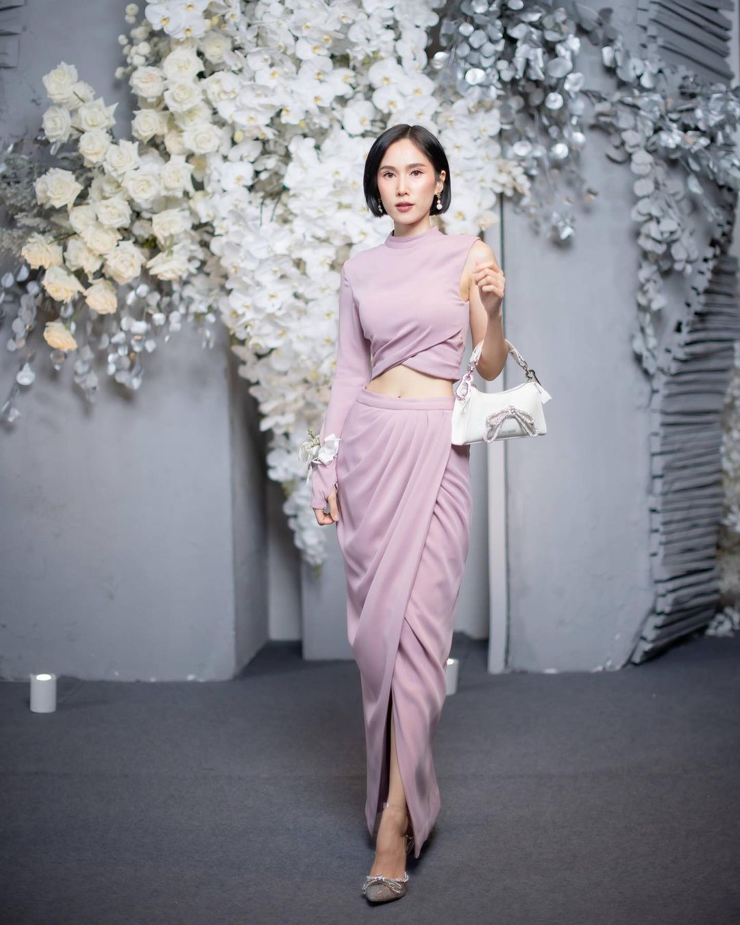 เนสท์ - นิศาชล สิ่วไธสง