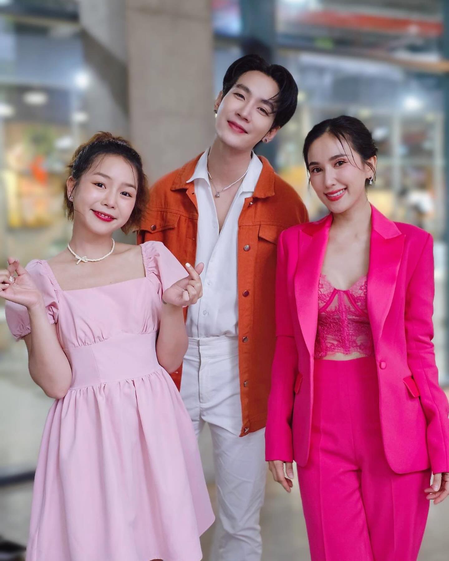 เนสท์ - นิศาชล สิ่วไธสง