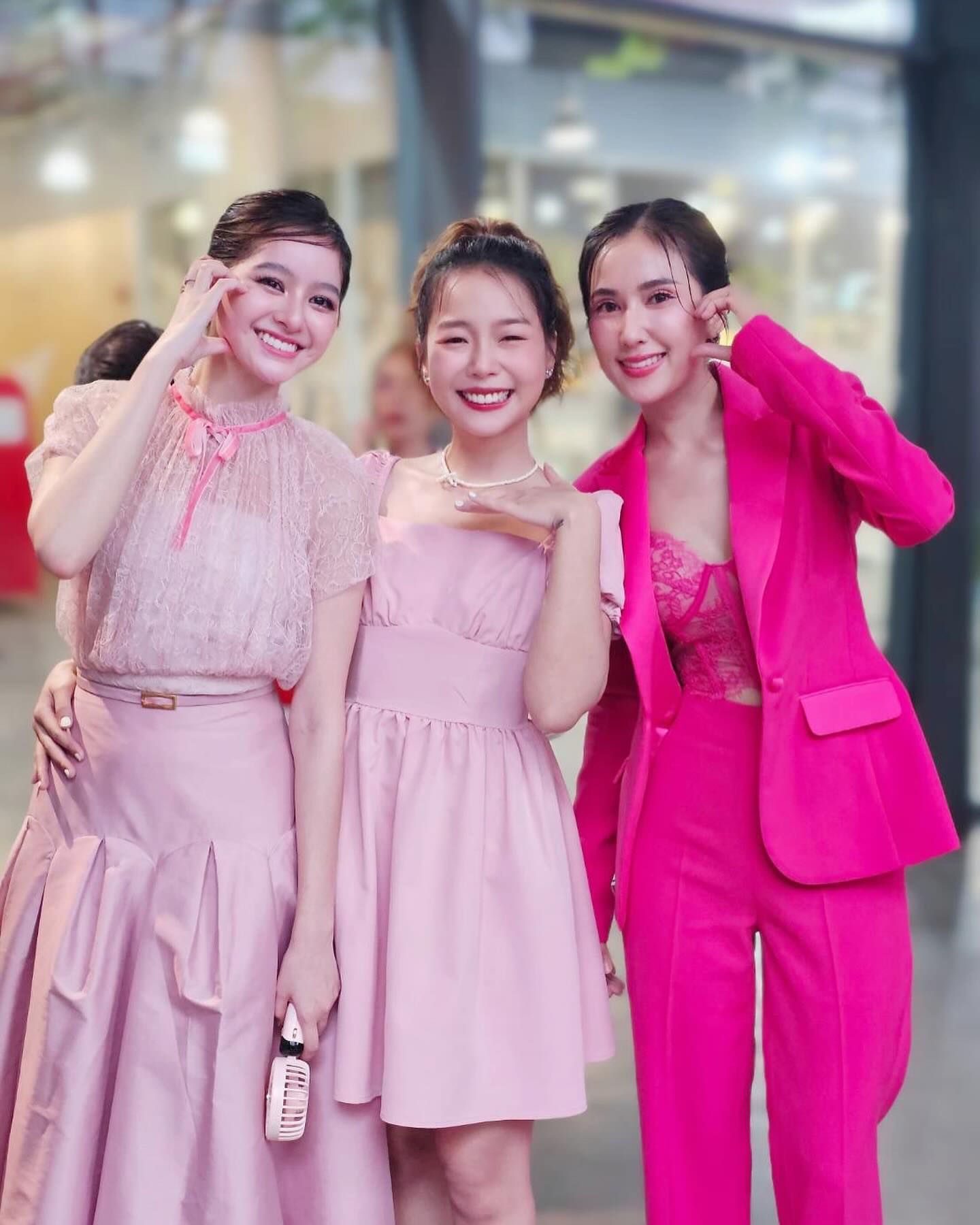 เนสท์ - นิศาชล สิ่วไธสง