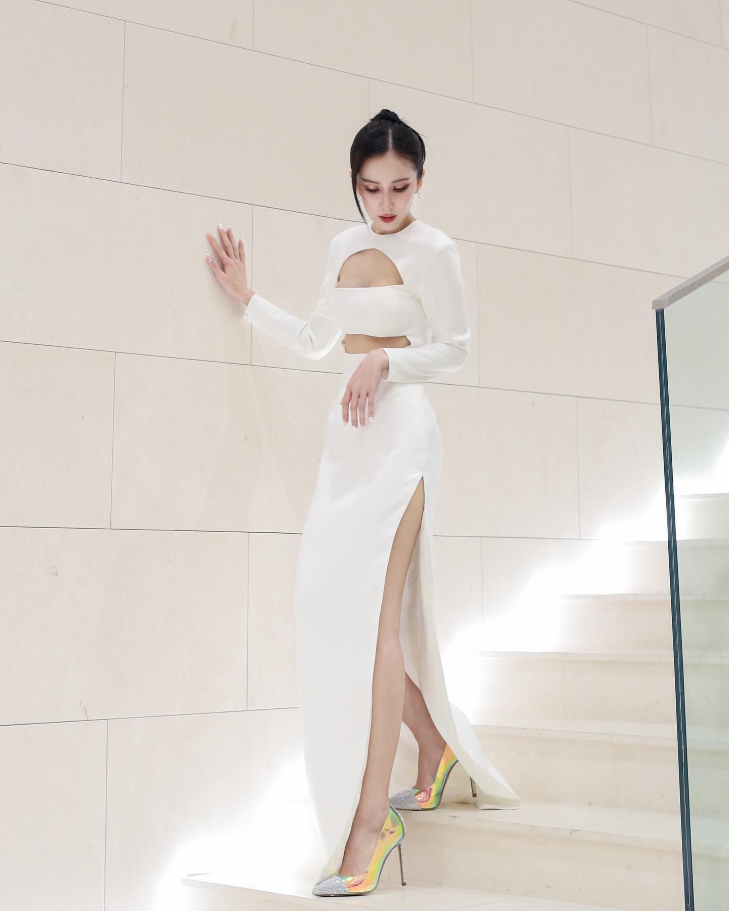 เนสท์ - นิศาชล สิ่วไธสง