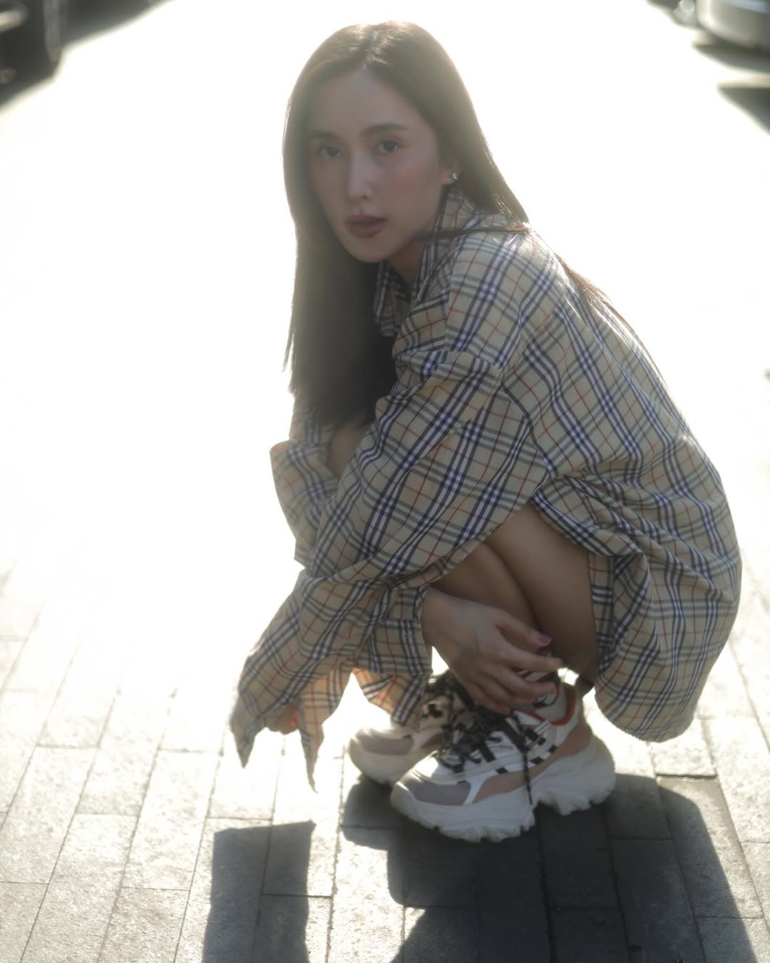 เนสท์ - นิศาชล สิ่วไธสง