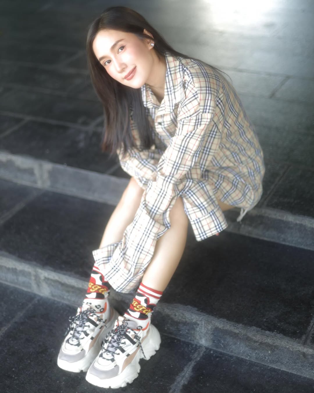 เนสท์ - นิศาชล สิ่วไธสง