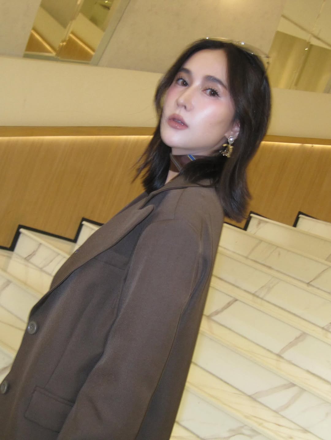 เนสท์ - นิศาชล สิ่วไธสง