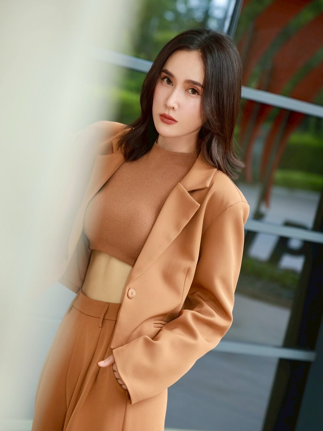 เนสท์ - นิศาชล สิ่วไธสง
