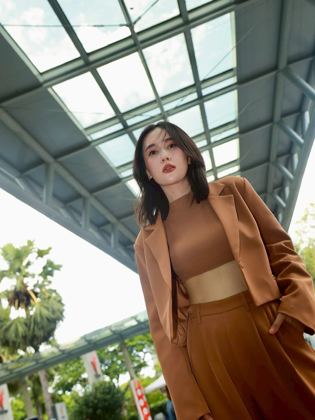 เนสท์ - นิศาชล สิ่วไธสง