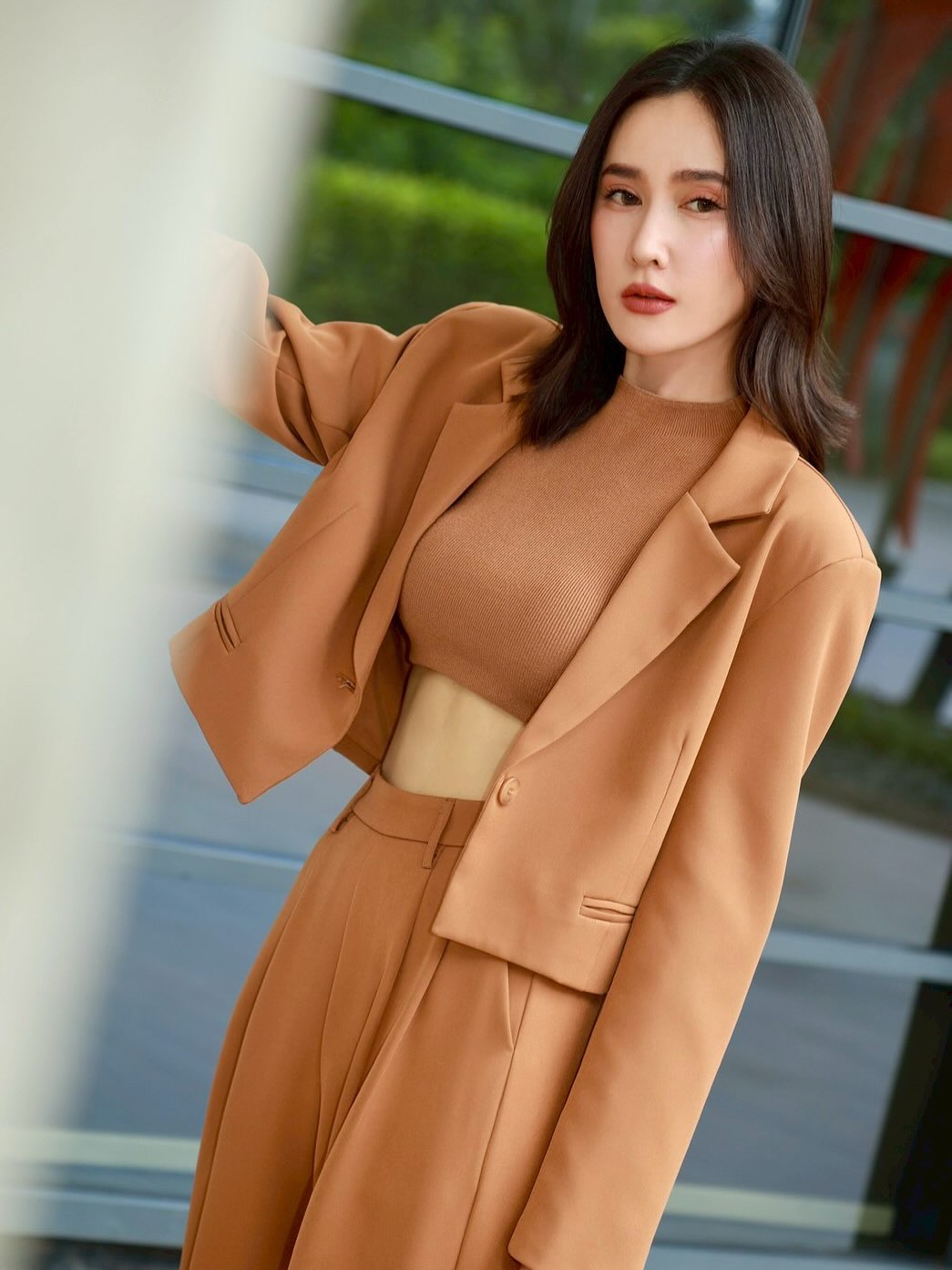 เนสท์ - นิศาชล สิ่วไธสง