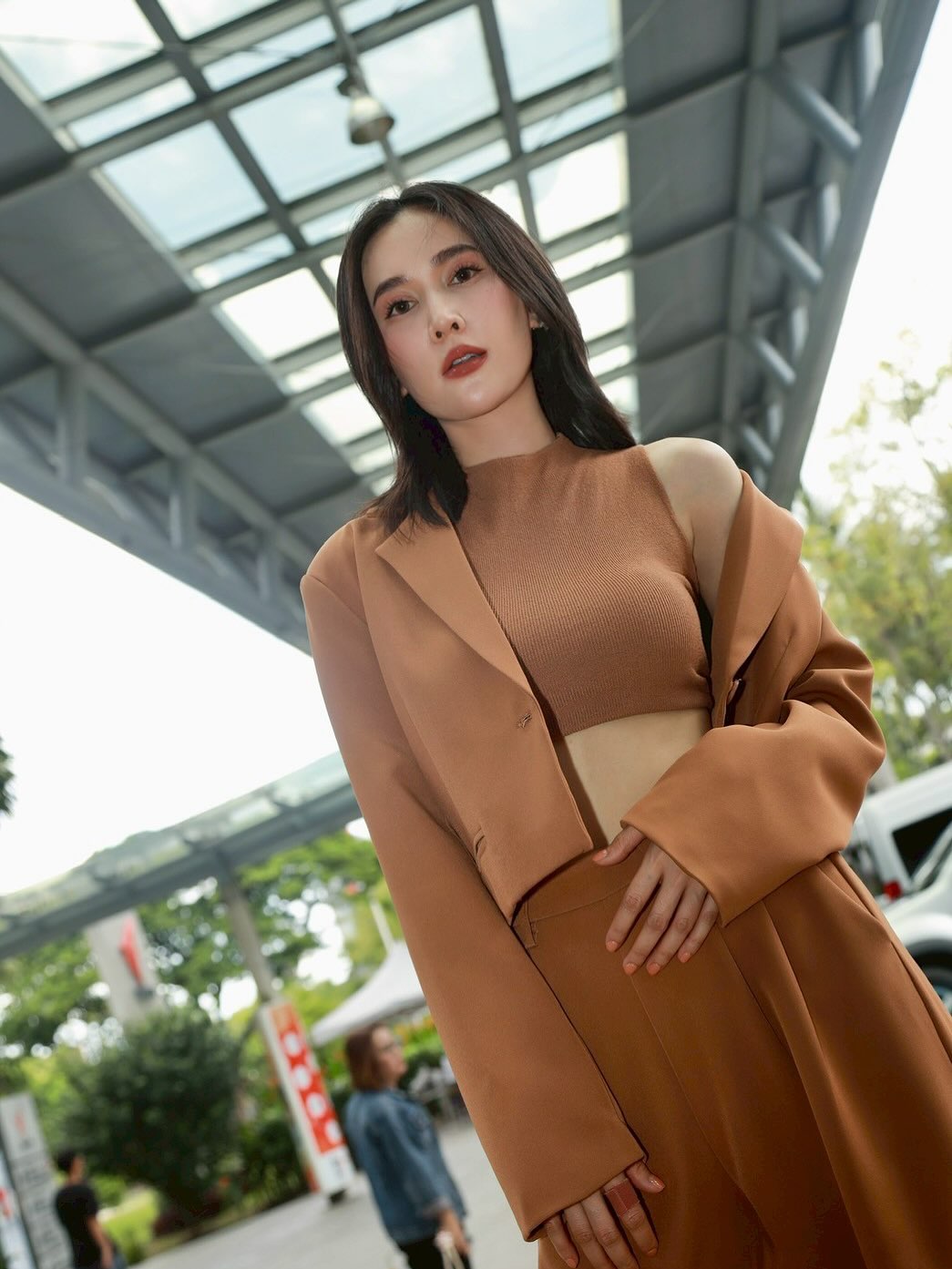 เนสท์ - นิศาชล สิ่วไธสง