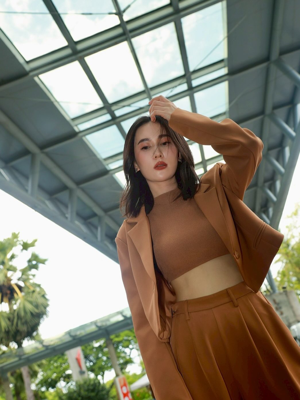 เนสท์ - นิศาชล สิ่วไธสง
