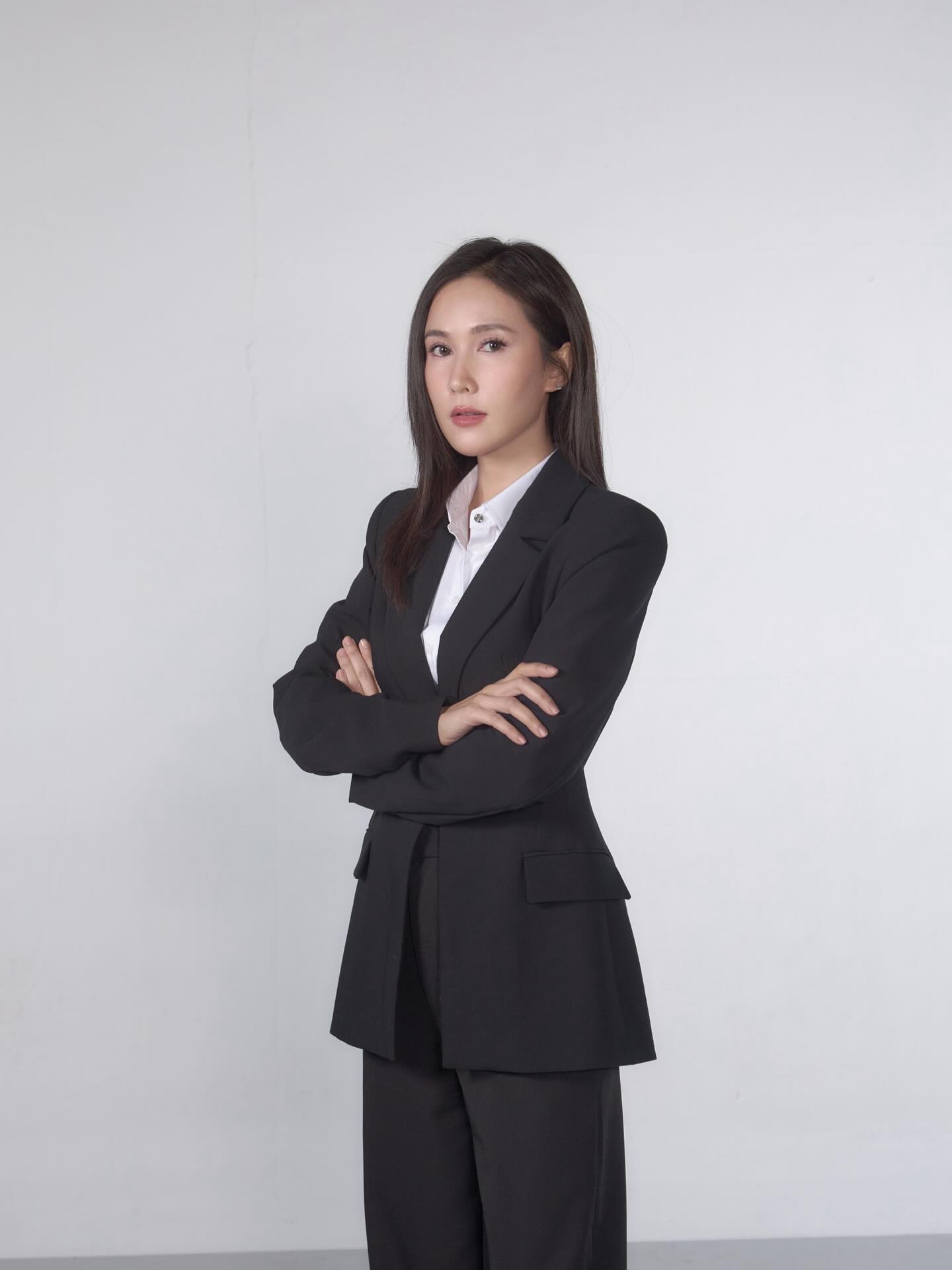 เนสท์ - นิศาชล สิ่วไธสง