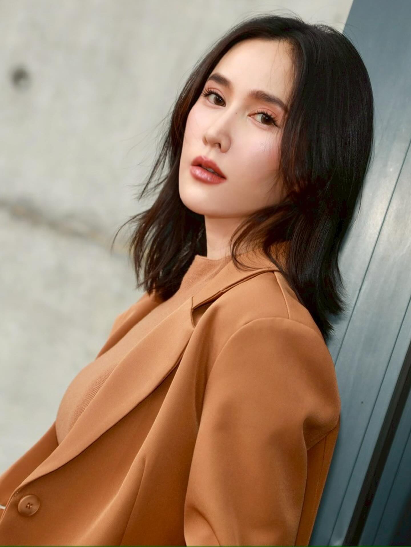 เนสท์ - นิศาชล สิ่วไธสง