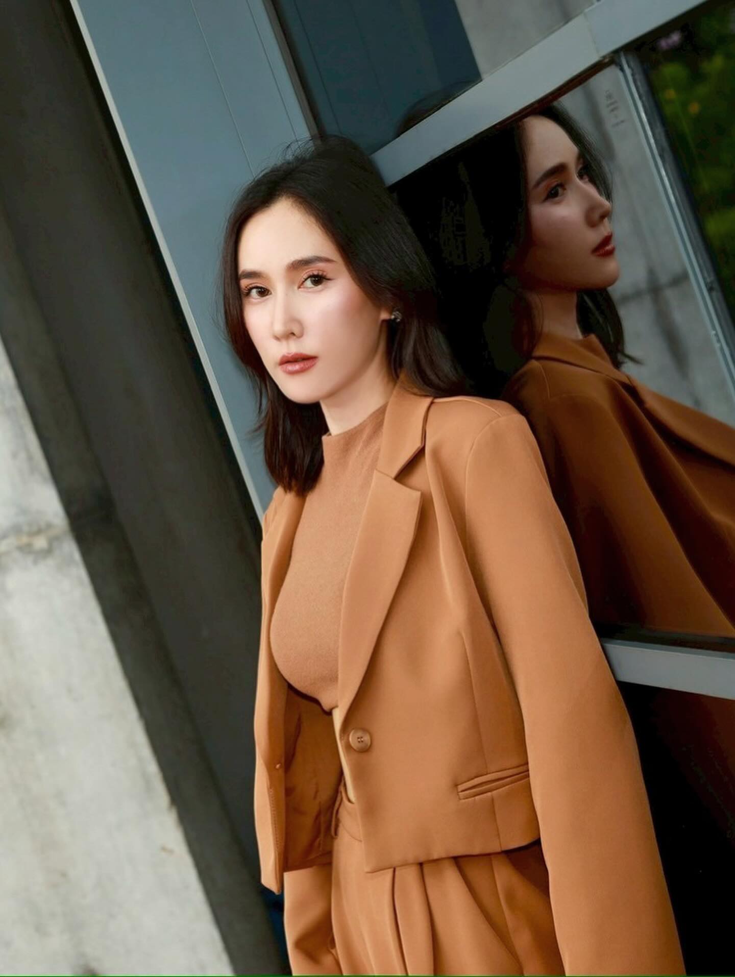 เนสท์ - นิศาชล สิ่วไธสง
