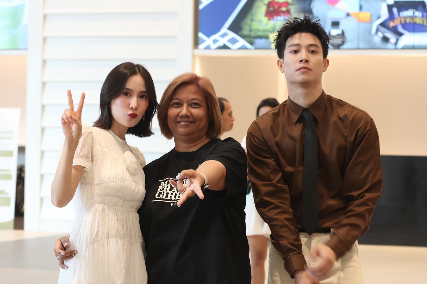 เนสท์ - นิศาชล สิ่วไธสง