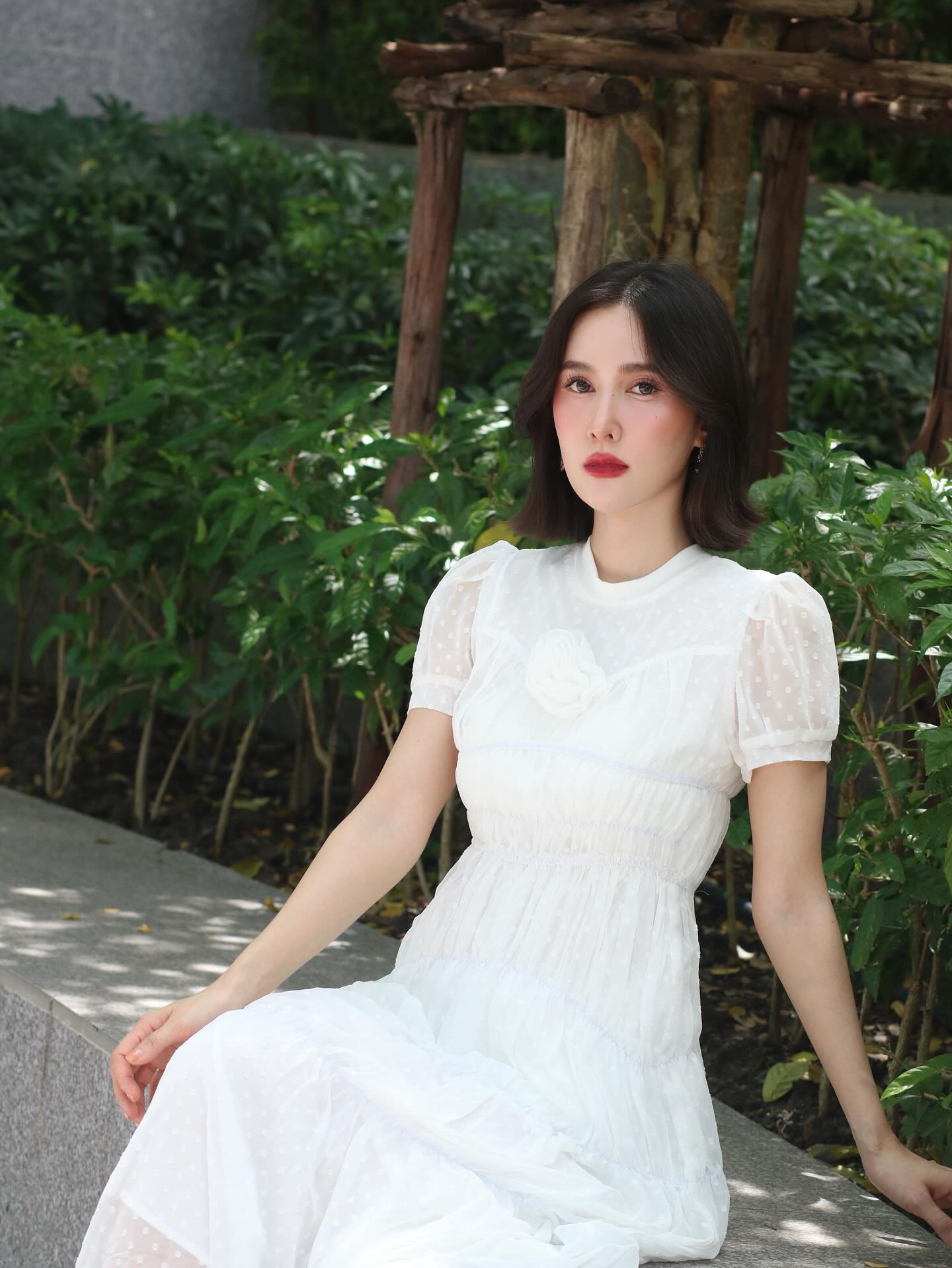 เนสท์ - นิศาชล สิ่วไธสง