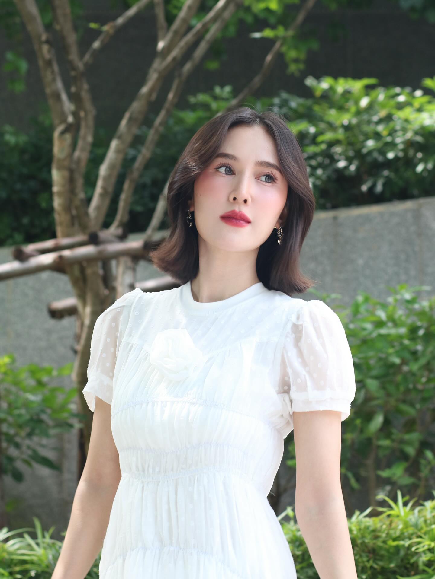 เนสท์ - นิศาชล สิ่วไธสง