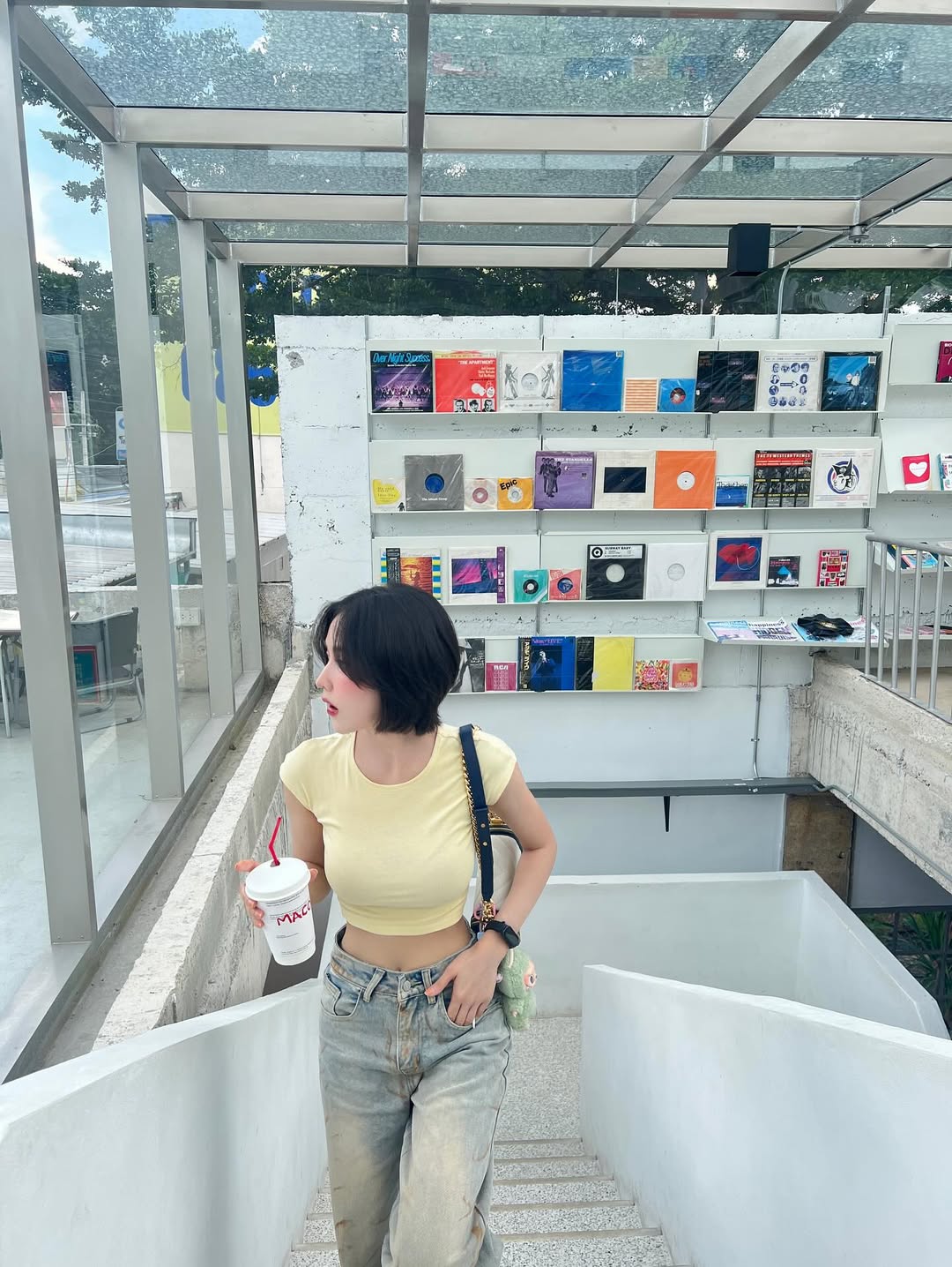 เนสท์ - นิศาชล สิ่วไธสง