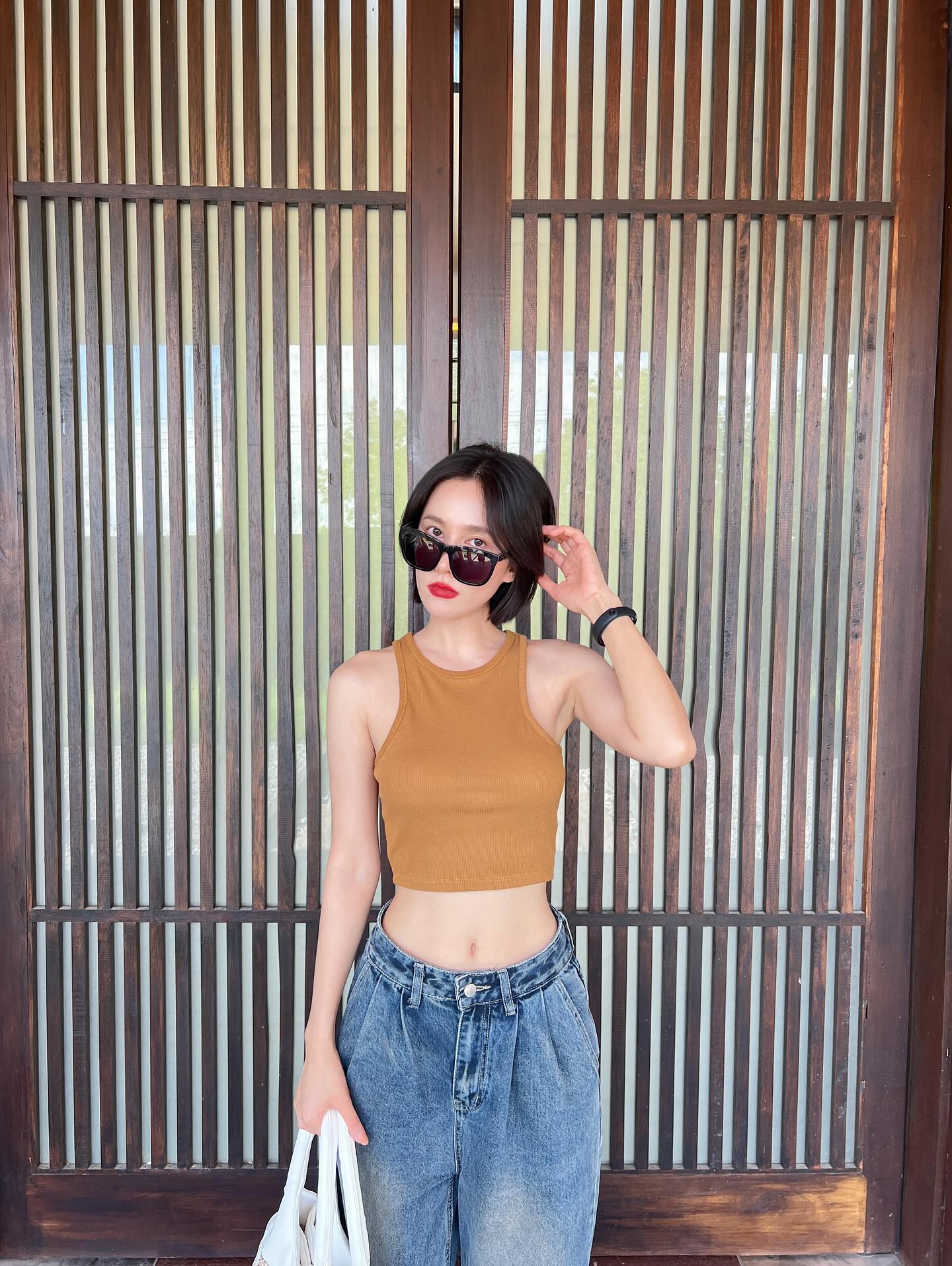 เนสท์ - นิศาชล สิ่วไธสง
