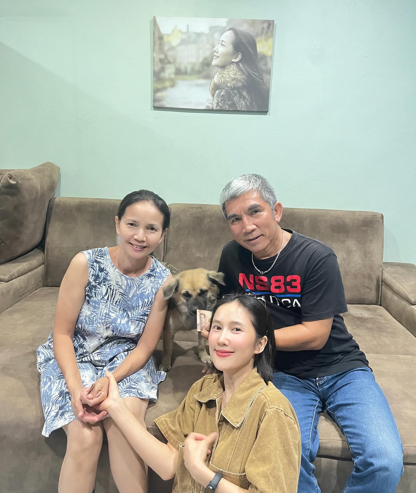 เนสท์ - นิศาชล สิ่วไธสง