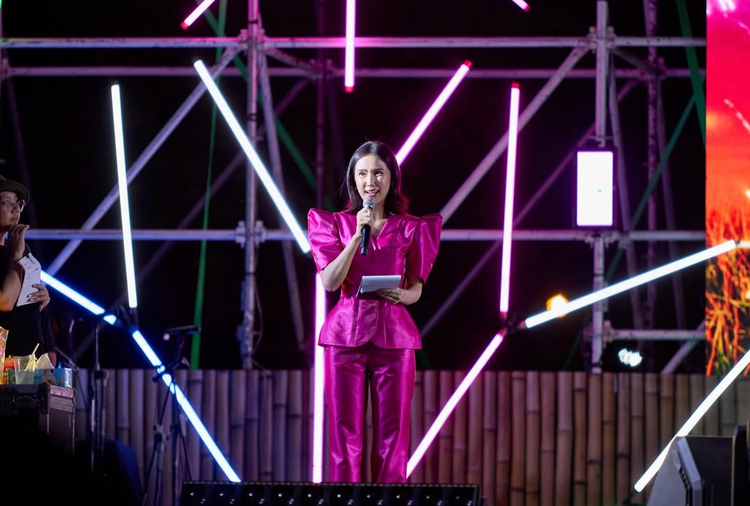 เนสท์ - นิศาชล สิ่วไธสง