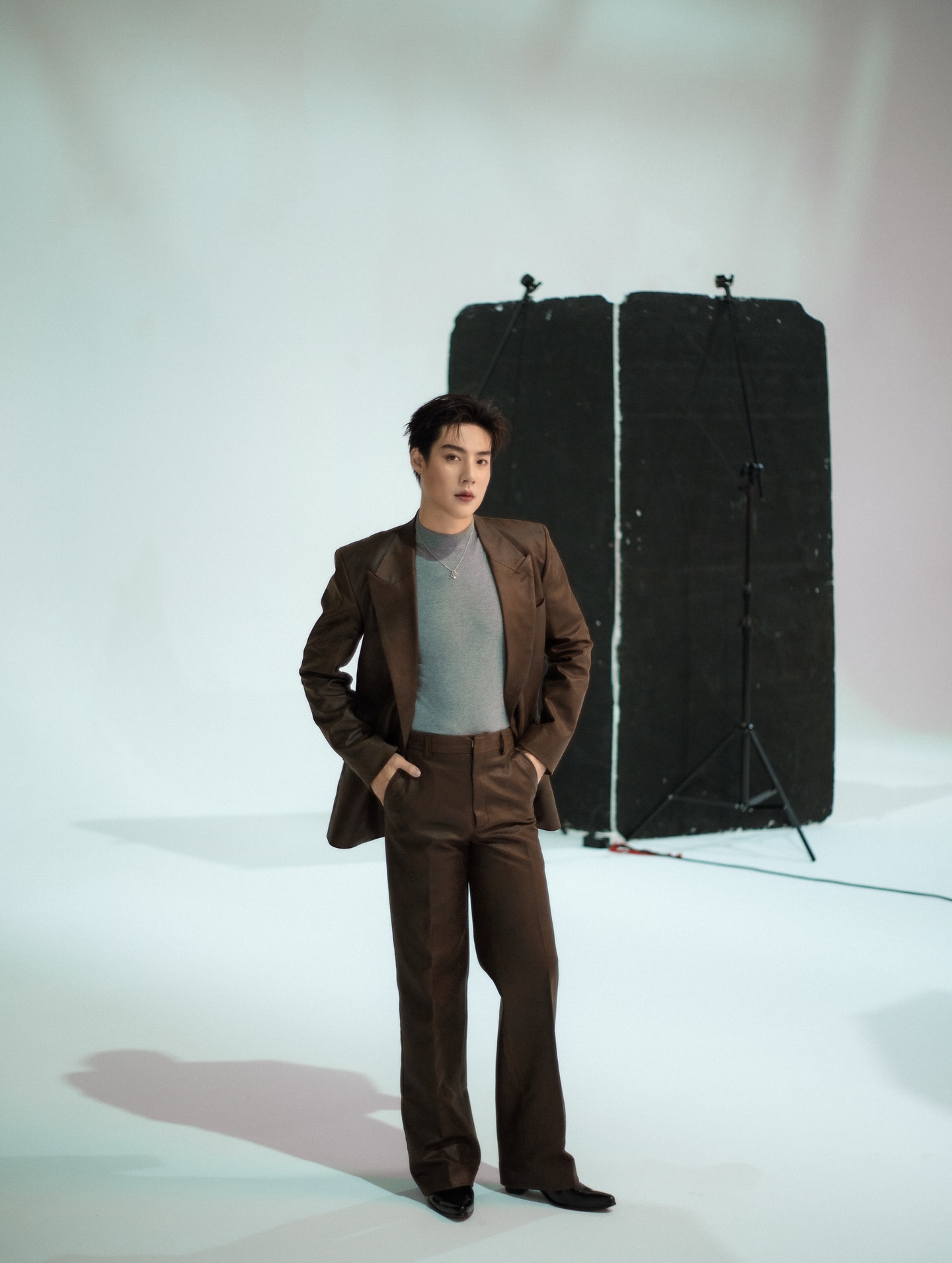 สายลับ - เหมวิช ขวัญอำไพพันธุ์