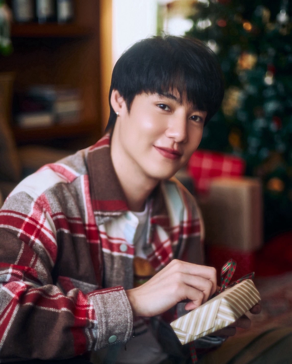 สายลับ - เหมวิช ขวัญอำไพพันธุ์