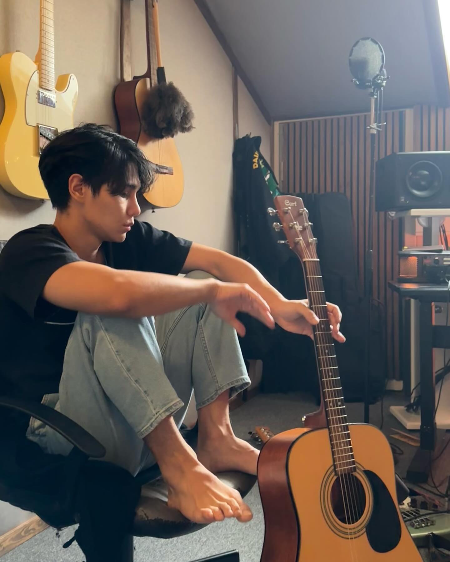 เจฟ - วรกมล ซาเตอร์